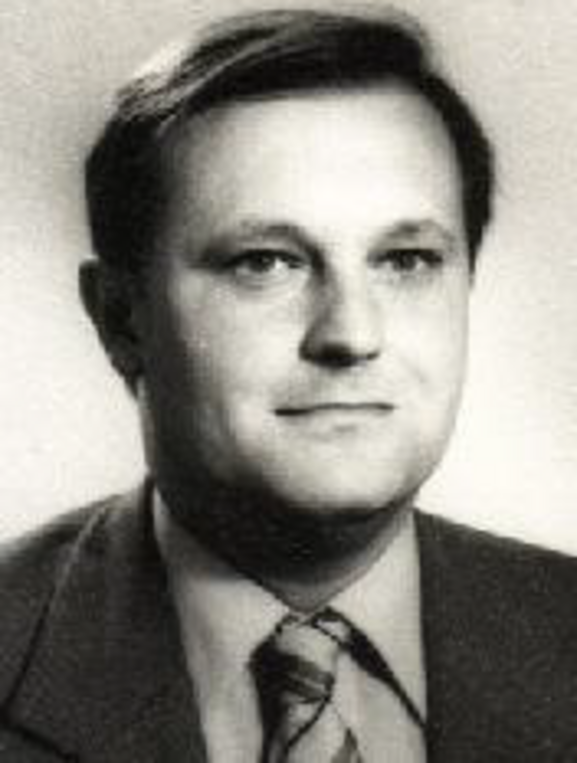 Dr. Németh Miklós